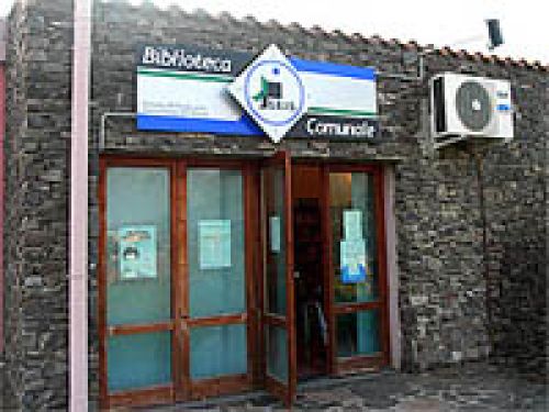 Biblioteca di Villaperuccio